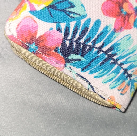 Canvas Zip Wallet - Picture 11 of 16